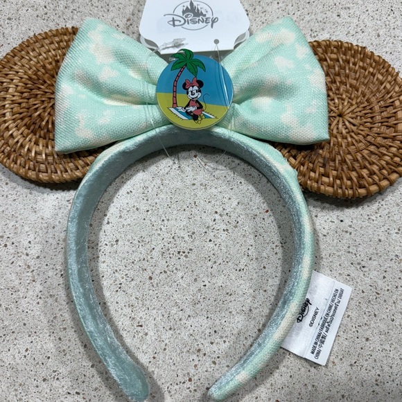 Minnie Mouse Ears - Picture 4 of 6